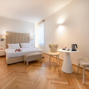 **** Hotel Asisium Boutique Italia
