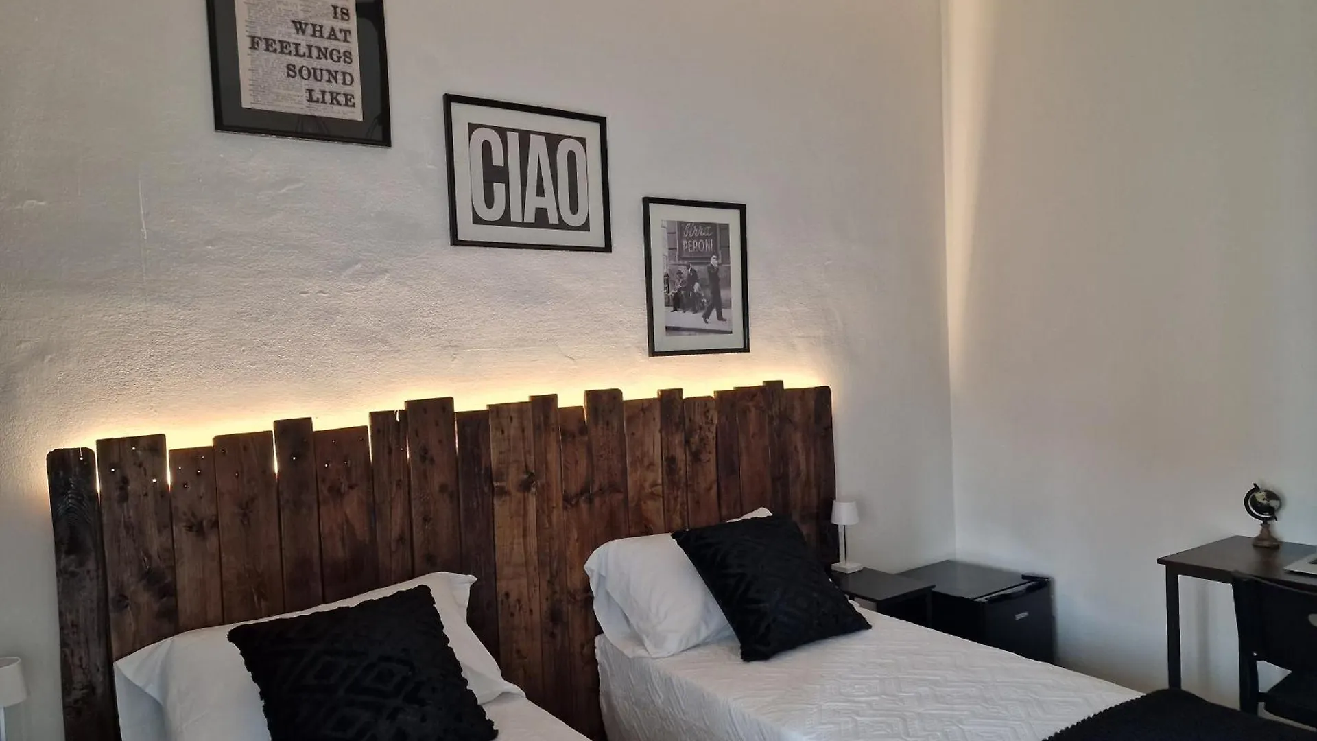 B-Rooms Boloňa 0*,  Itálie